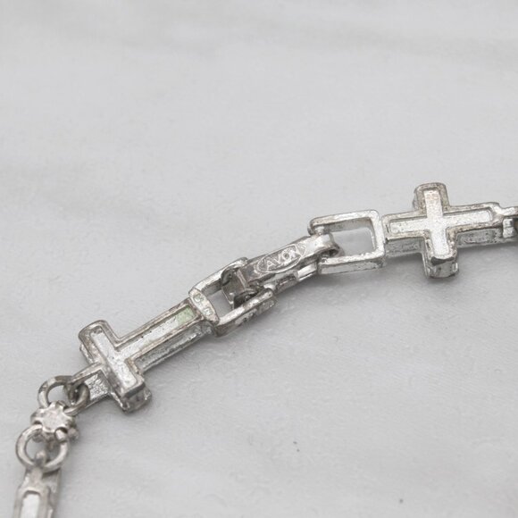 Vintage Avon silver tone cross bracelet with rhinestones - Picture 10 of 14